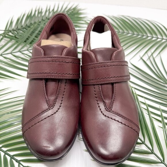 Clarks Women's Burgundy Leather Everlay Dixie Monk Strap Slip On Shoes Size 8 M - Picture 2 of 10